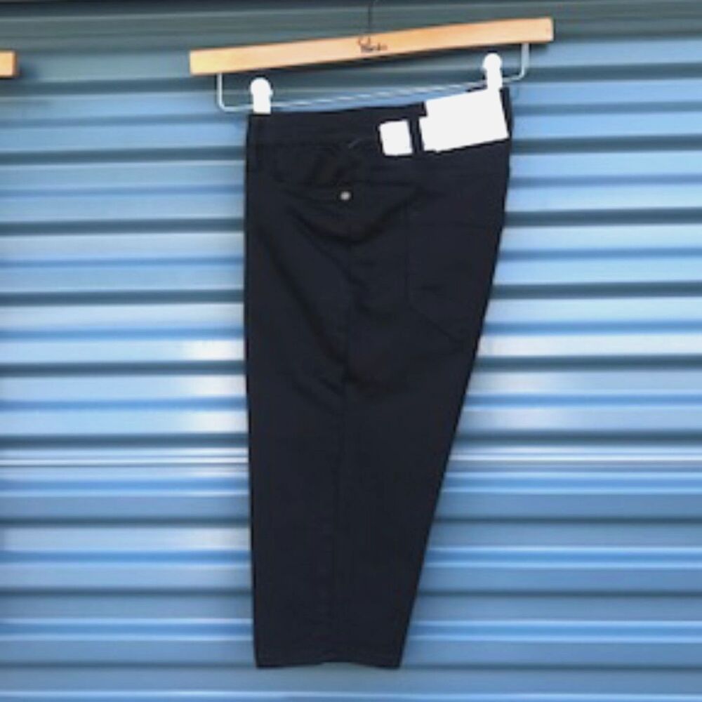 Bermuda Shorts . Size: 4 Average Skimmer . New w/ Tags . Christopher & Banks